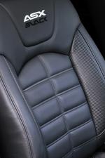 Mitsubishi ASX Black 2011 года (UK)